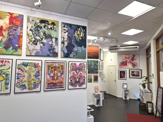 Olga Brink en el estudio: My gallery Galleri BRINK in Uppsala, Sweden