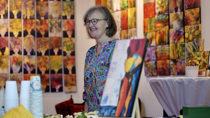 Iris Monhof in de studio