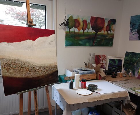 Monika Abbotts in de studio