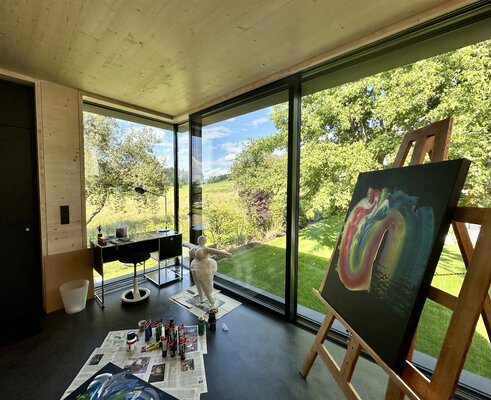 Michaela Hagel nello studio