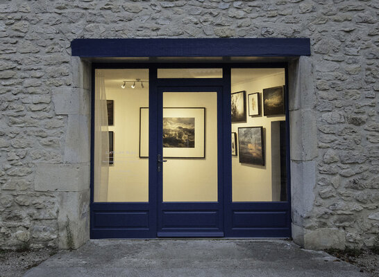 Edouard Mazaré im Studio: Mon atelier est situé à Marsanne, un petit village dans la Drôme Provençale (Sud de la France).