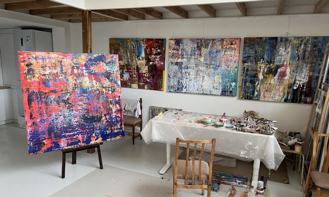 Florina Breazu en el estudio