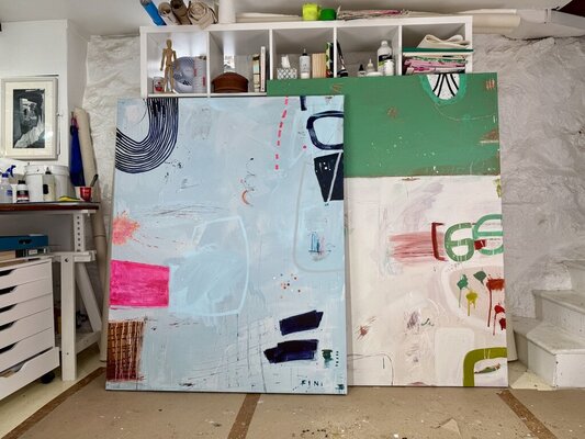 Sarah Finucane nello studio