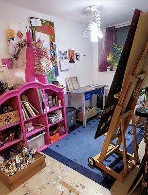 Elvira Wagner in the Studio
