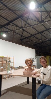 Vicky Pérez en el estudio: Mi estudio en Valldemossa, Mallorca, España.