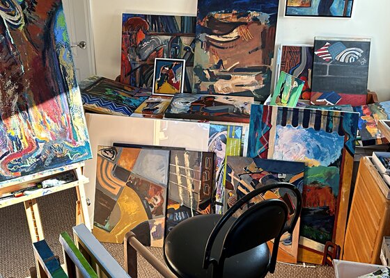 Lynne Meneses im Studio