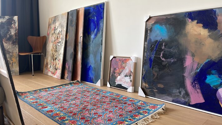 Alina Braun in de studio