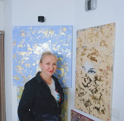 Simone Hähner im Studio