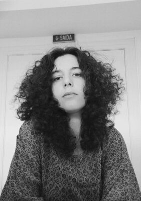 Jessica Guerreiro in de studio