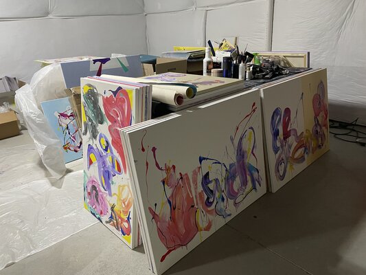Vincenz Artworks in de studio: Painting storage area