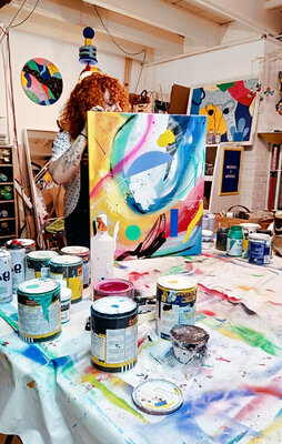 Nataline Pomar im Studio: Art studio in Barcelona