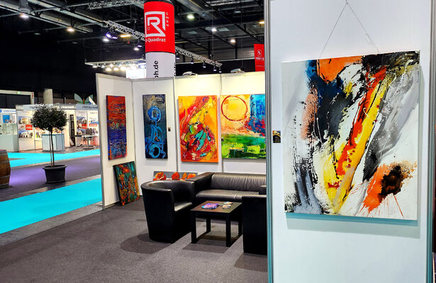 Elmar Hund artjust nello studio: not at all