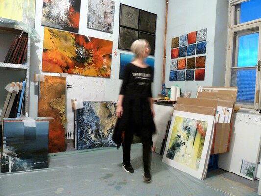 Martina Hartusch im Studio
