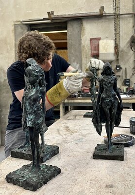 Peter van der Linde en el estudio: Final Finish The Dancer (Echoes in the Dark)