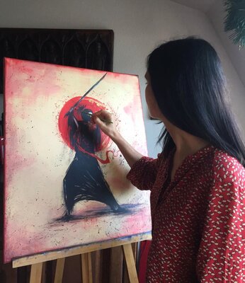 Tatiana Takush in the Studio: „Mulan“ Acrylpainting