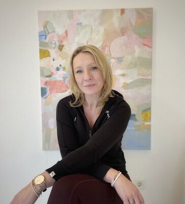 Adriane Dworzak im Studio: Meine Kunst soll nicht dekorieren - sie soll wirken.