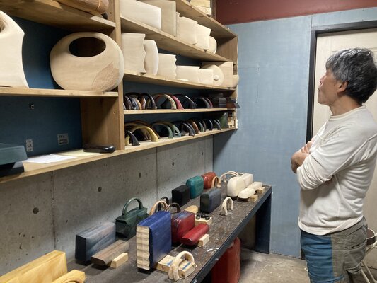 Yuuki Kamei in de studio