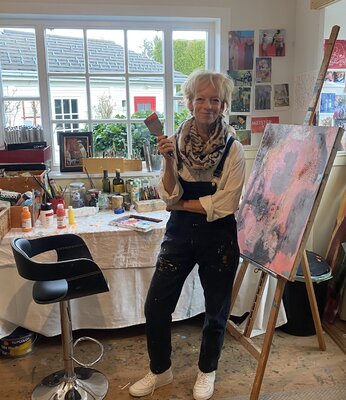 Vreni Knott in de studio