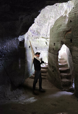 Christoph Robausch nello studio: Pop-up exhibition January 2021 - FROM THE DEPHTS TO THE LIGHT