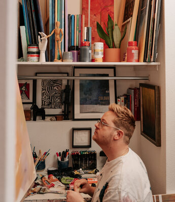 Arco Bruinenberg in the Studio