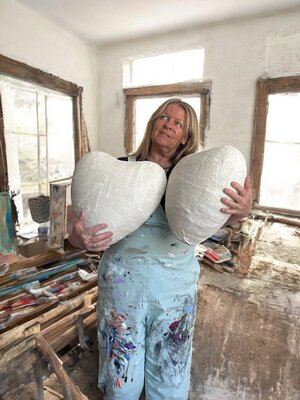 JOLIEMOME CHANUT in the Studio: Prémisses de la collection LOVE