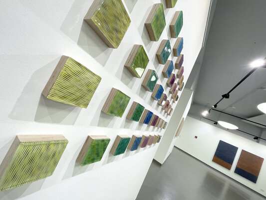 Marc Kirschvink in de studio: 2025 - Ausstellung LIGNE DROITE im Kunsthaus Troisdorf