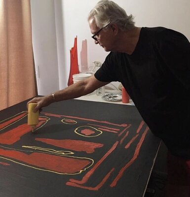 Ivan Engelhart en el estudio: Working in progress of “Ferrari Colors”.