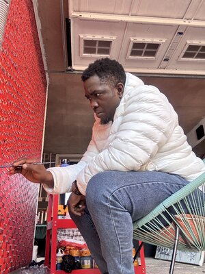 Suraj Adekola nello studio