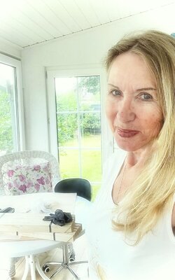 Hannelore Kammerer in de studio: Mein Malstudiohaus