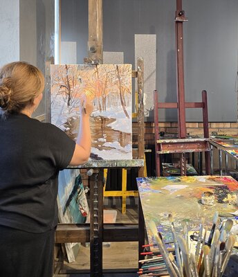 Gulshaba Abbasova im Studio: "Golden Winter" creation process