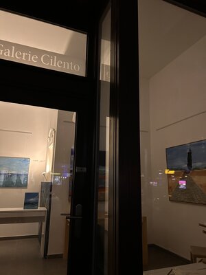 Sonja Kalmanfi nello studio