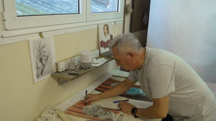 Fernando Viñolo Garcia in de studio