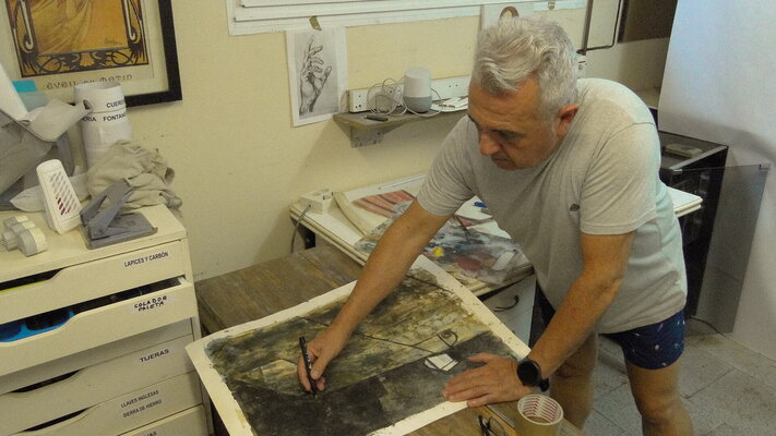 Fernando Viñolo Garcia in de studio