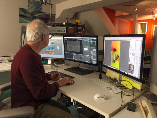 Tim Forcade im Studio: Modeling an "impossible object"