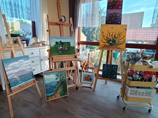 Betty Dienel in the Studio: August 2025