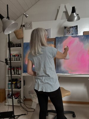 Nathalie Perler in de studio: les premiers stades d'une oeuvre