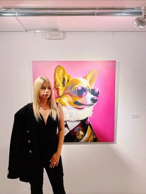 Nana Artamonova in de studio: https://www.instagram.com/nana_artamonova/