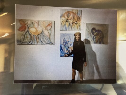 Gudy Steinmill-Hommel in de studio: Ausstellung Hamburg.....
