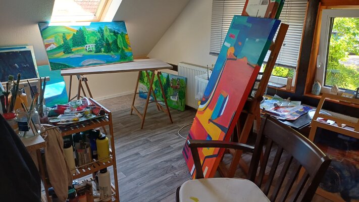 Jutta Stelter-Essig in the Studio: Eingerichtet
