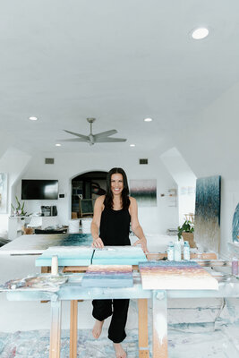Daniela Pasqualini in the Studio: studio photo