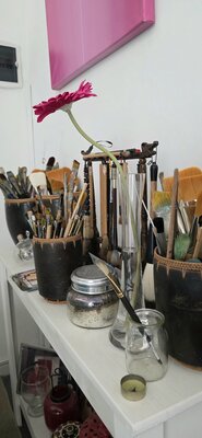 Alejandra Repetto Escardó in the Studio: Spots
