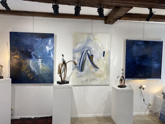 Christine Barth Mroz in the Studio