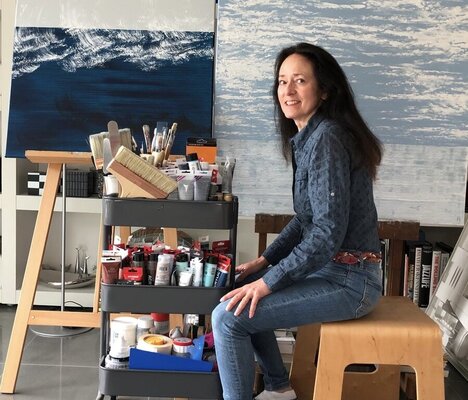 Ines Soavi in the Studio: Inès à l'atelier