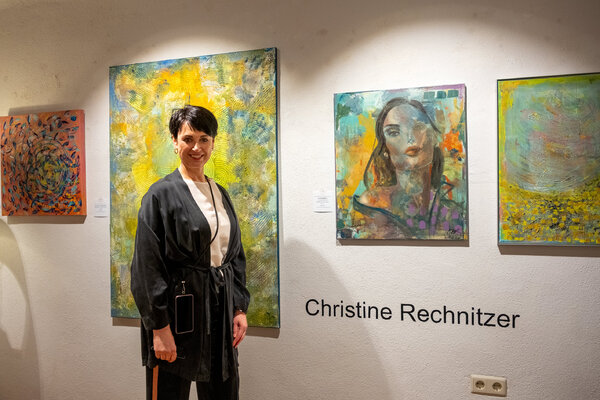 Christine Rechnitzer in de studio: Christine Rechnitzer, Galerie Frank Vienna, fotocredit Attila Izmir