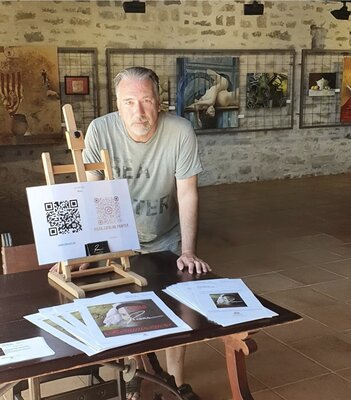Riera in de studio: Exposició Reminicències- Castell de Montesquiu