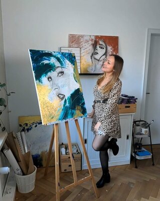 Christina Wanke in de studio