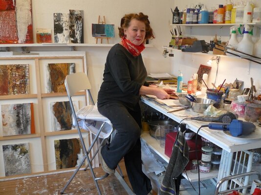 Beate Ch. Batiajew in de studio