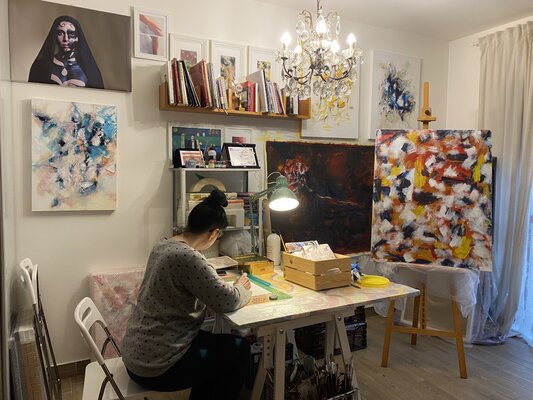 Monica Argentino nello studio: Atelier , Roma