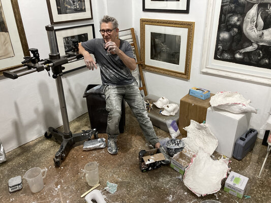 Paul Gadd in de studio: On any normal day