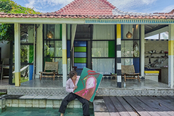 Marc Sepeur in de studio: Bali studio - outside view